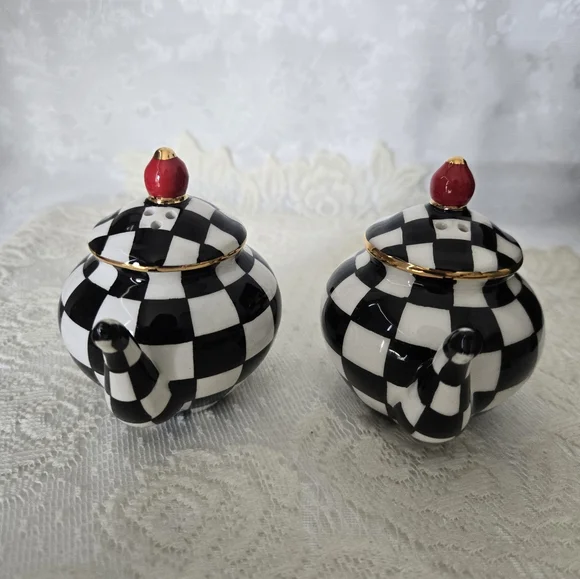 MacKenzie-Childs Courtly Check Salt & Pepper Shakers - Picture 2 of 11